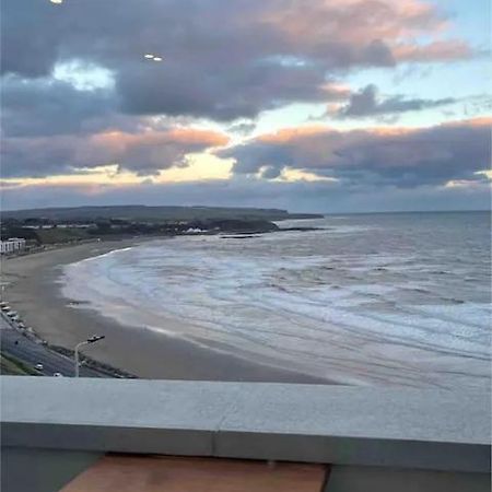 Spectacular 2 Bedroom Balcony Sea View Flat 斯卡伯勒 外观 照片